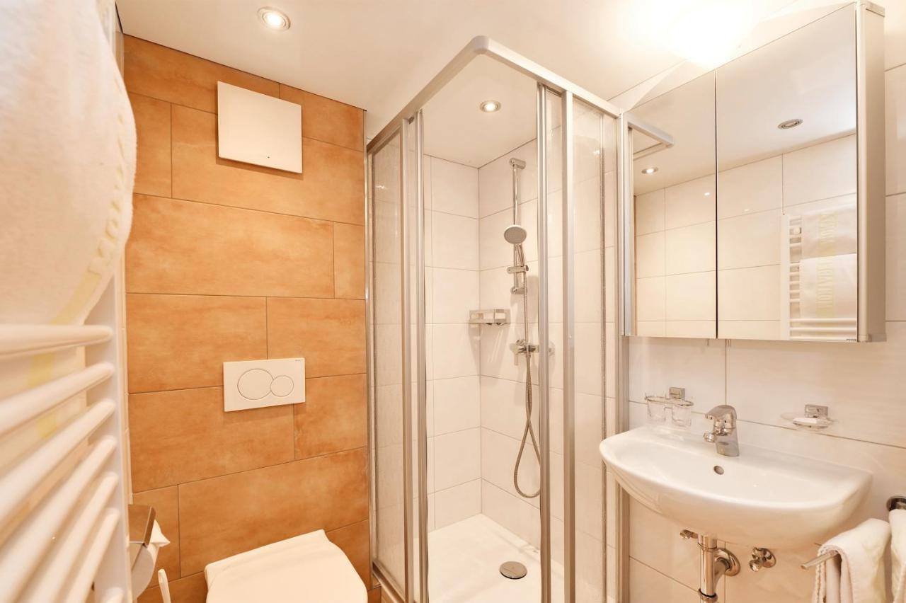 Hotel Montabella Schruns Zewnętrze zdjęcie