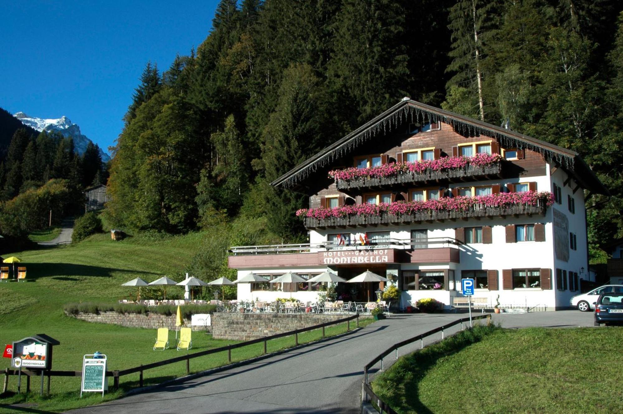 Hotel Montabella Schruns Zewnętrze zdjęcie