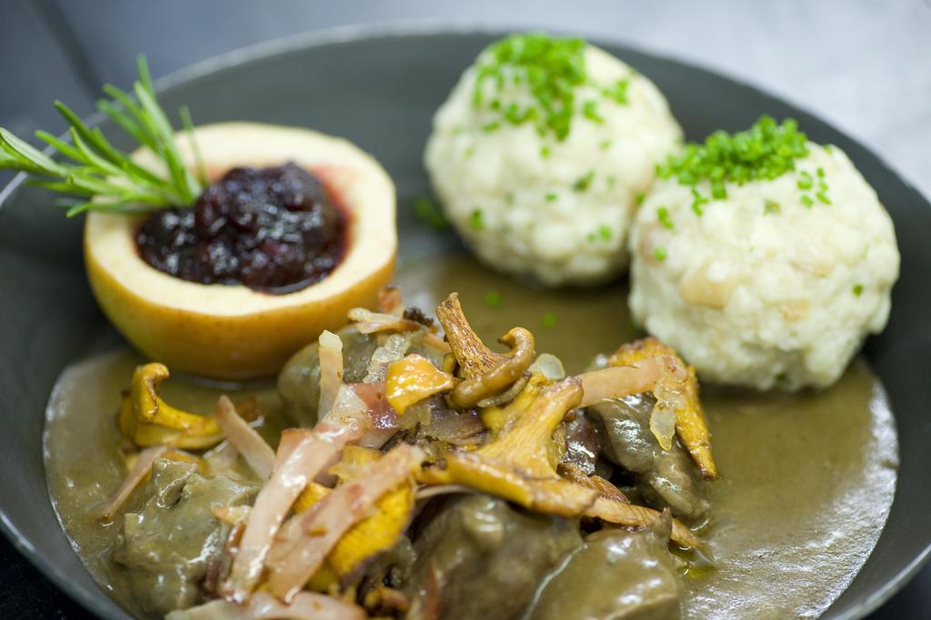 Hotel Montabella Schruns Zewnętrze zdjęcie